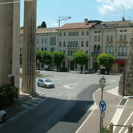 Lägenhet Casa Piazza Marconi